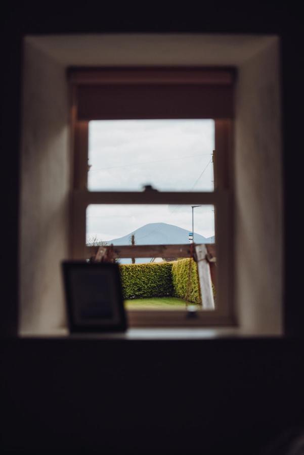 Lizzie's Cottage Drumaroad Esterno foto